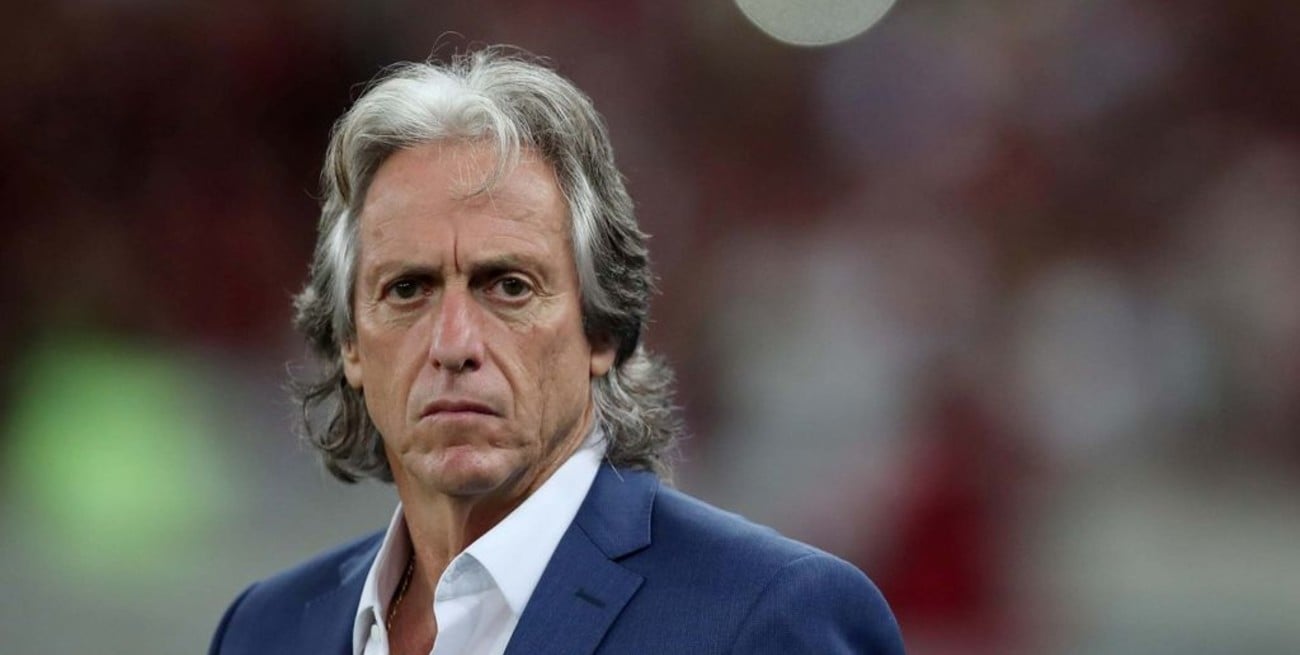 El DT campeón de la Copa Libertadores dio positivo de coronavirus