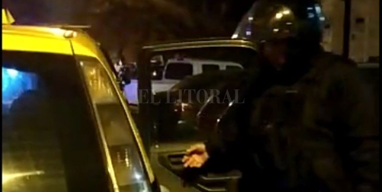 Rosario: Secuestraron droga y dinero de un taxi