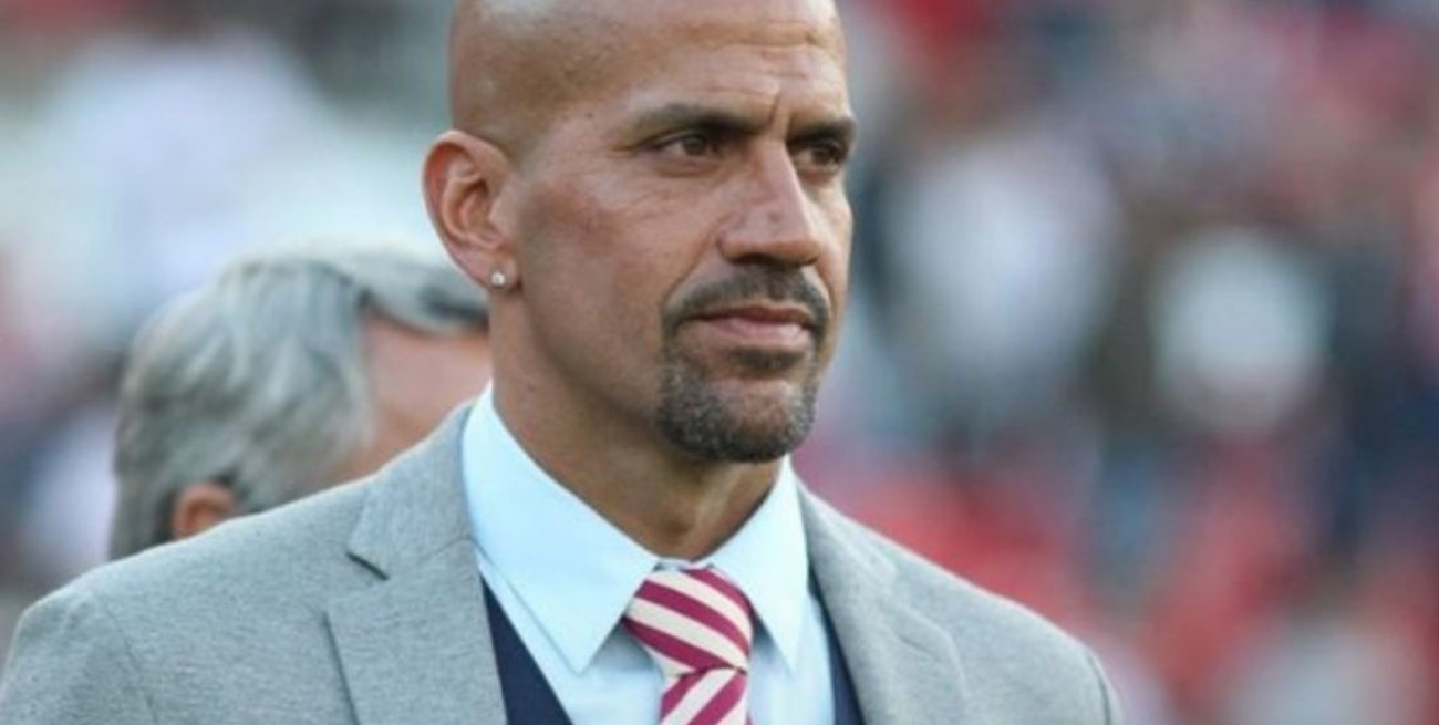 Verón: "es una locura que sigamos sin fútbol cuando ya volvió en un montón de países"