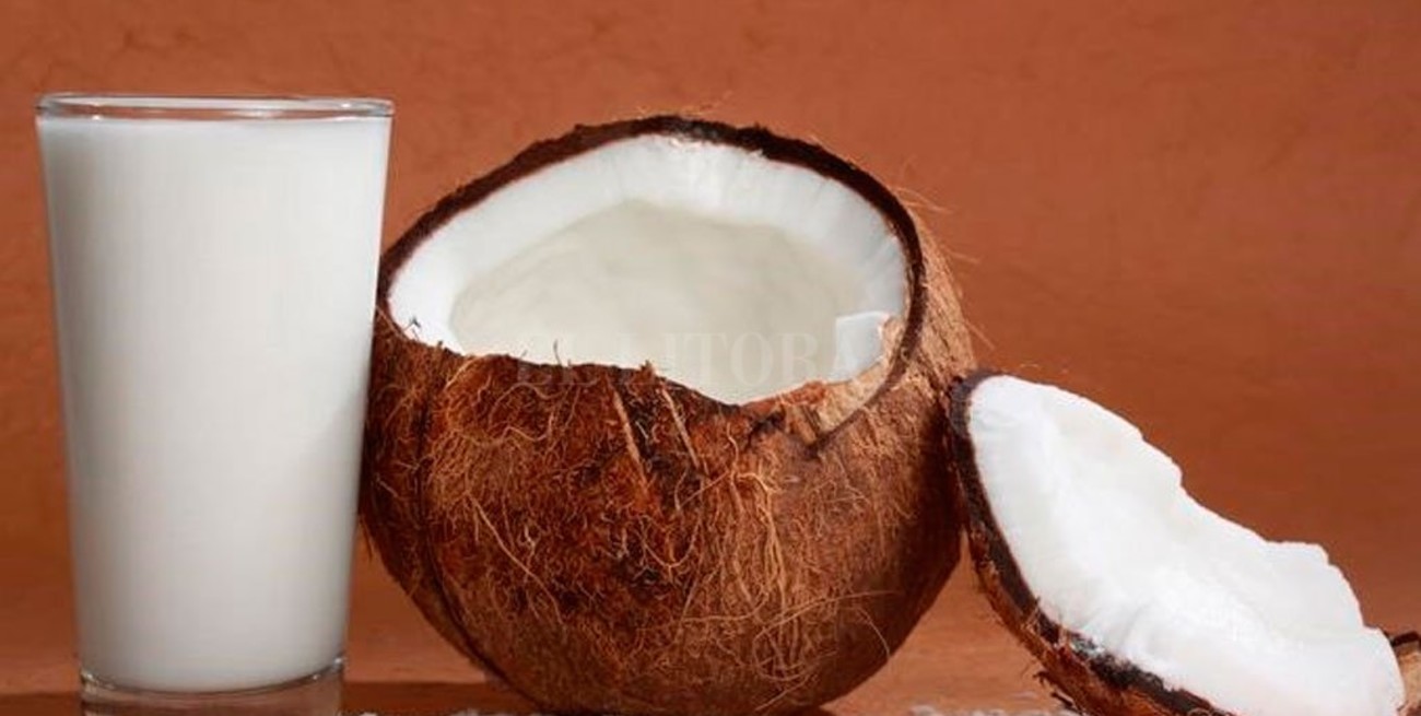 Prohiben la venta de una leche de coco de Brasil