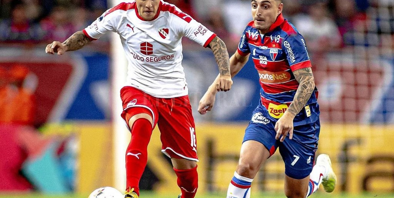 Independiente apostaría a las salidas de Franco y Bustos para saldar deuda