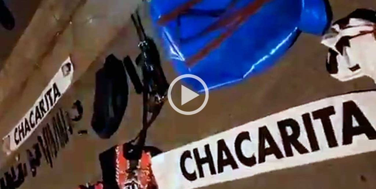 Detienen a barras de Chacarita armados con una ametralladora