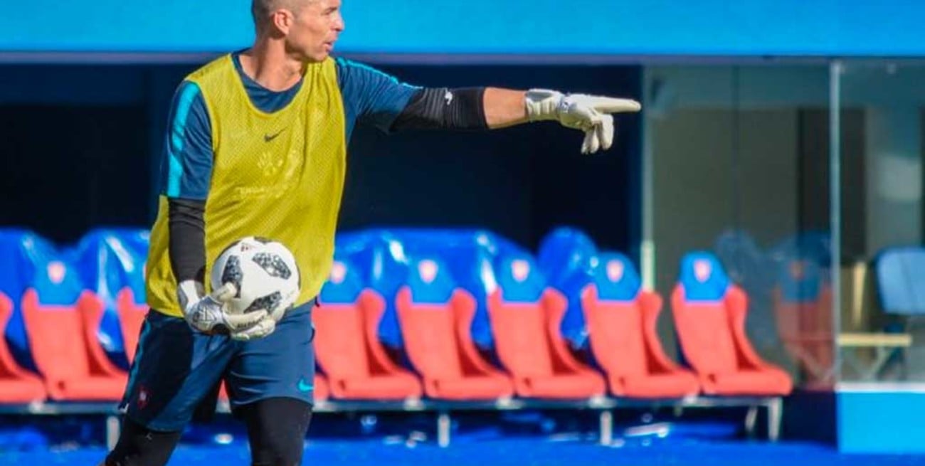 Juan Pablo Carrizo muy cerca de ser el arquero de Maradona en Gimnasia