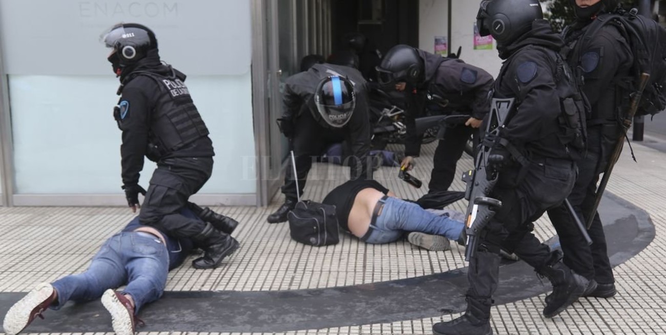 Al menos 27 detenidos en las protestas por el Presupuesto 2019