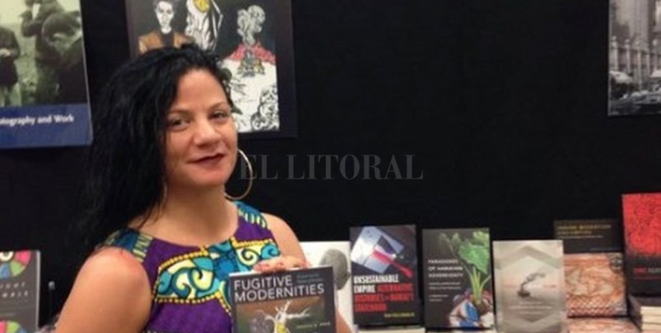 Una profesora confesó que fingió ser negra para prosperar social y profesionalmente