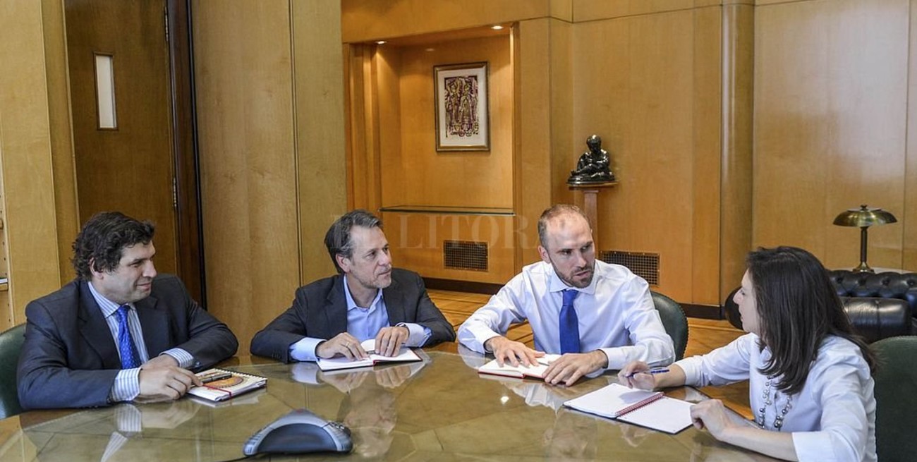 Sin plan, "default total"