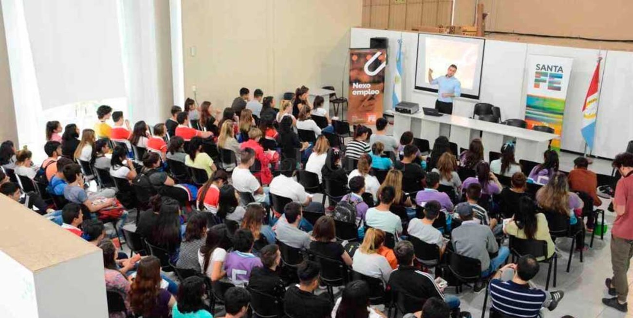 La provincia capacitó a 1200 jóvenes en procesos para optimizar la búsqueda laboral