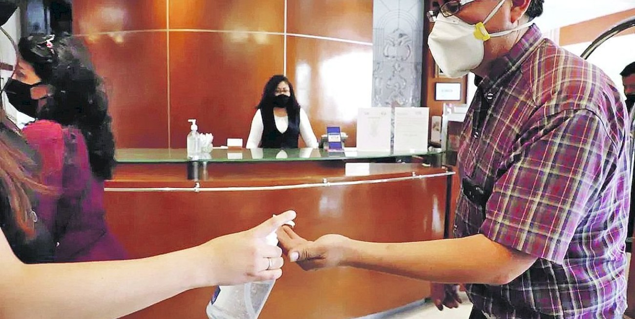 Denuncian que las ART no cubren a los pacientes con Covid-19