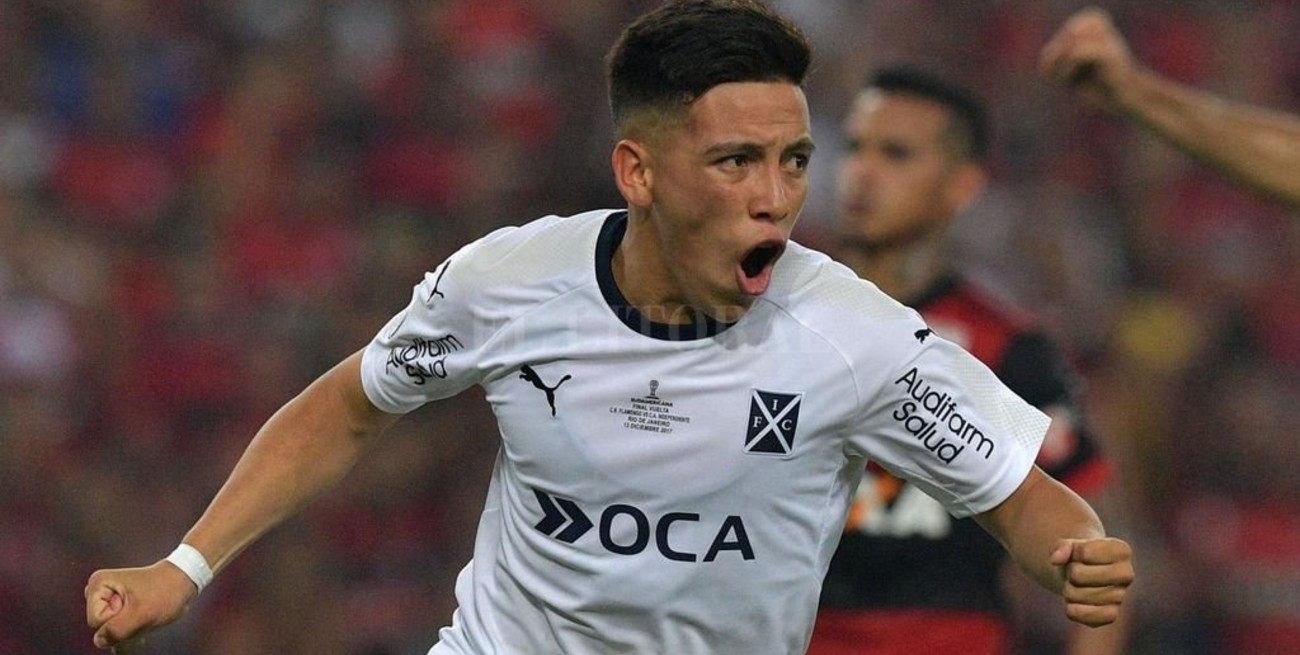 Barco le donó a Independiente 17,8 millones de pesos