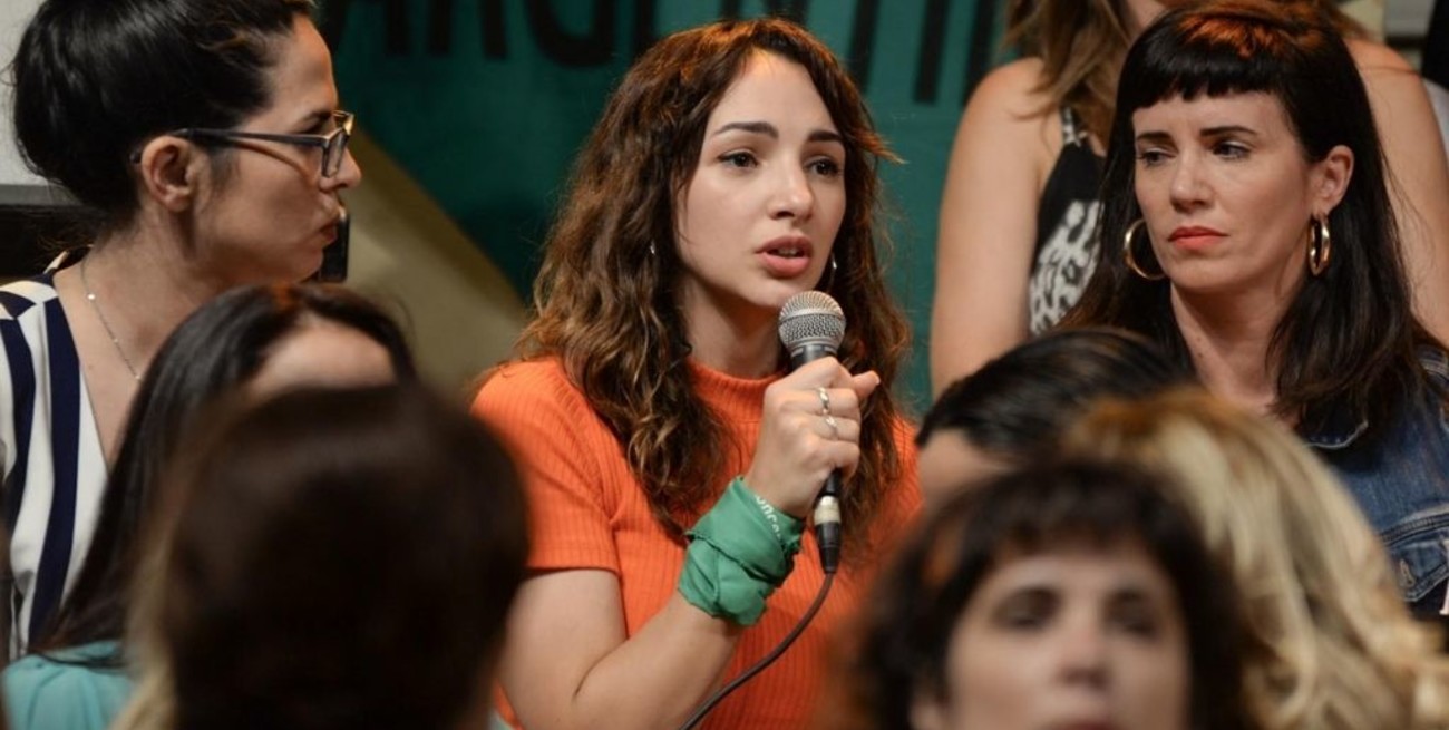 Thelma Fardin: "Darthés es un prófugo que está escondido" en Brasil