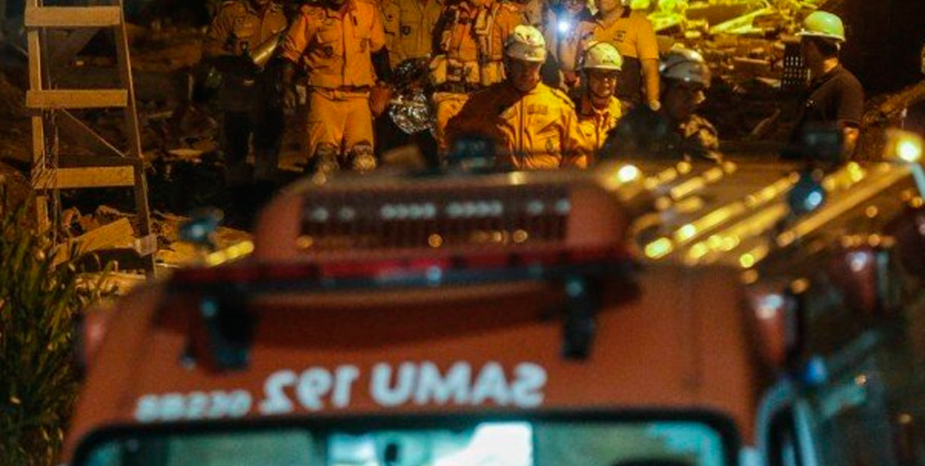Sube a 7 la cifra de muertos tras derrumbe en Río de Janeiro