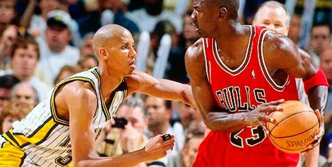 Reggie Miller dice que "tal vez le pegaría una trompada" a Michael Jordan