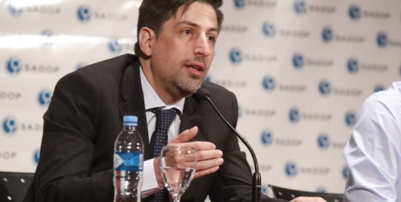 Trotta confía en que las clases comiencen normalmente el lunes y habla de paritarias "encaminadas"