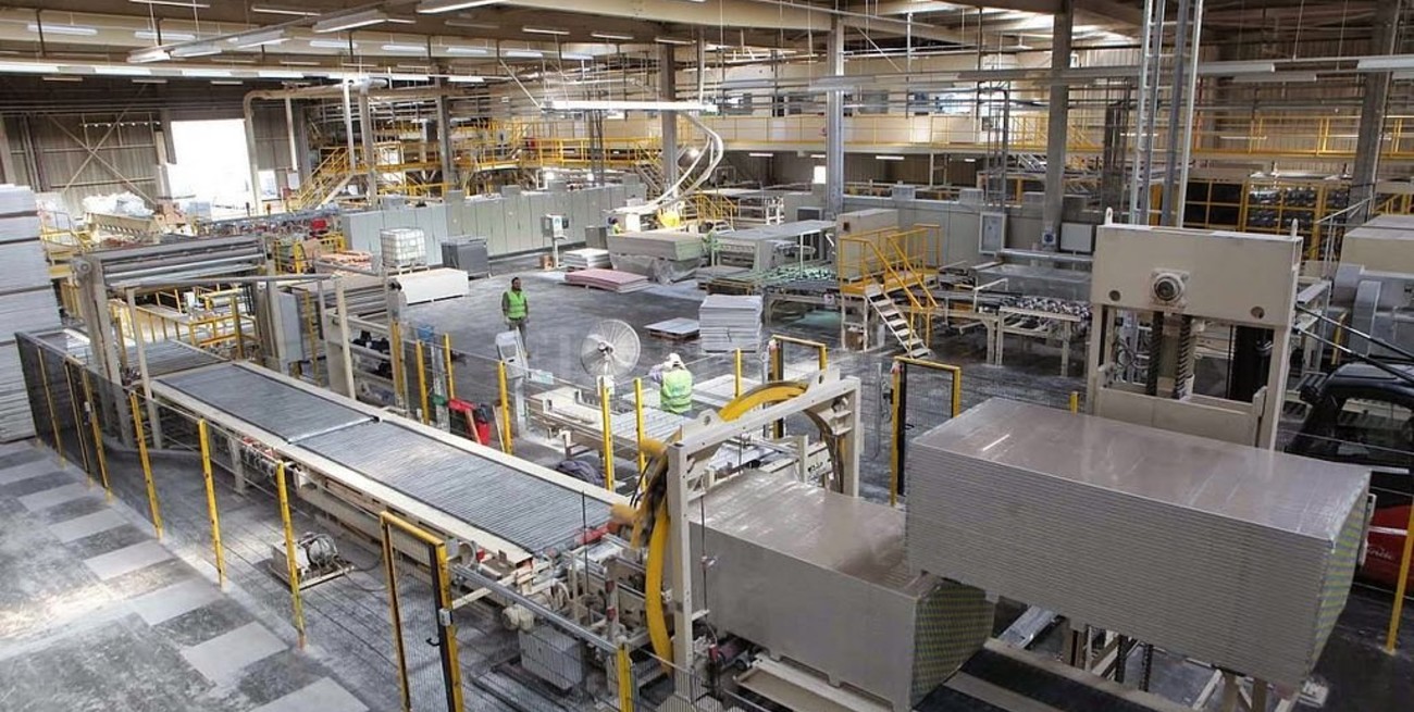 En tres años el sector fabril perdió 107.000 puestos de trabajo