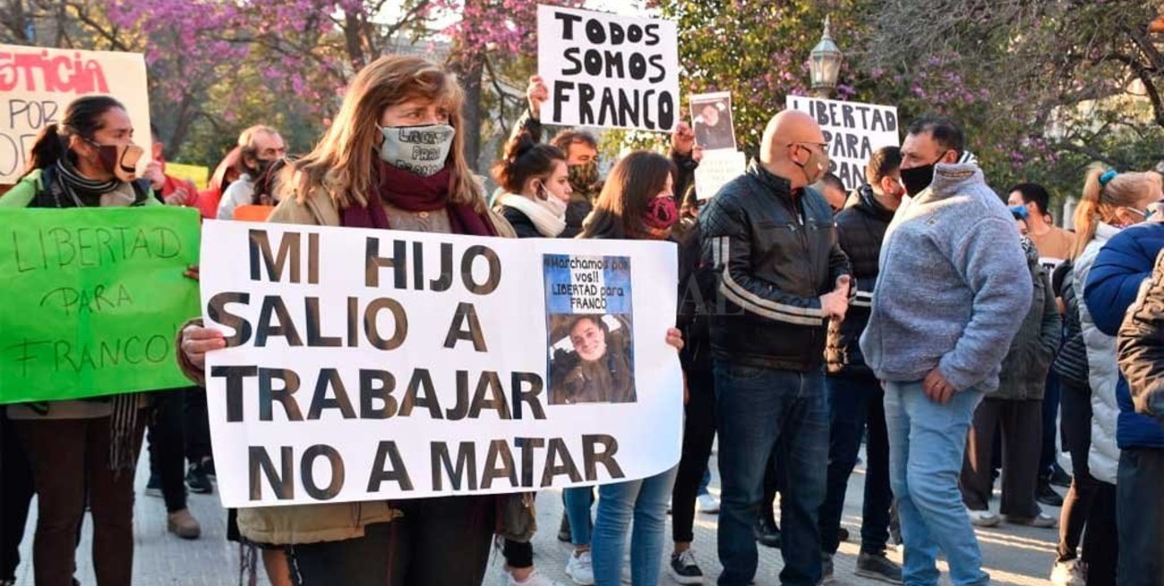 Liberaron al policía y remisero que mató a dos delincuentes