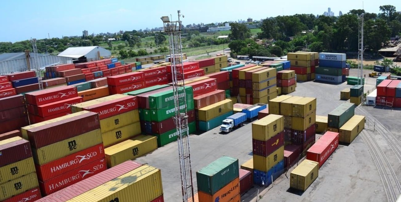 Entidades manifestaron su "preocupación" por la extensión del paro de actividades en los puertos