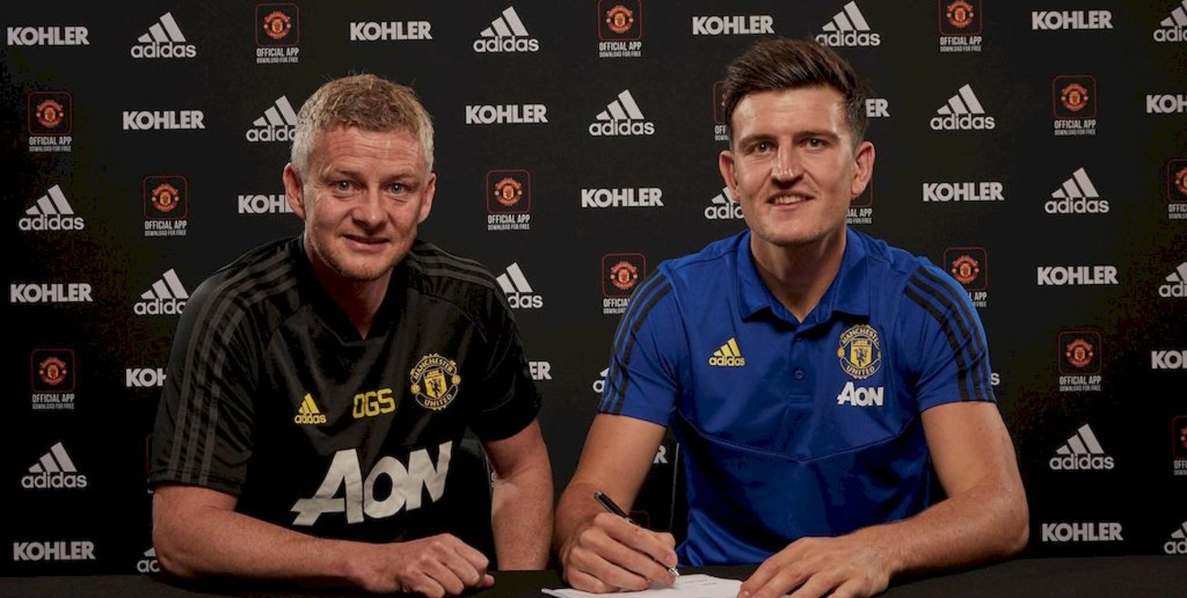 Manchester United fichó a Harry Maguire, el defensor más caro de la historia