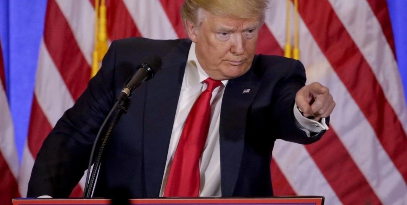 Trump acusa a la prensa de mentir sobre su declaración de impuestos