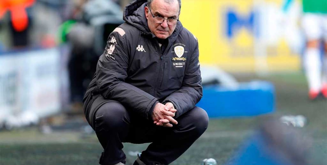 Leeds United confirmó la continuidad de Bielsa