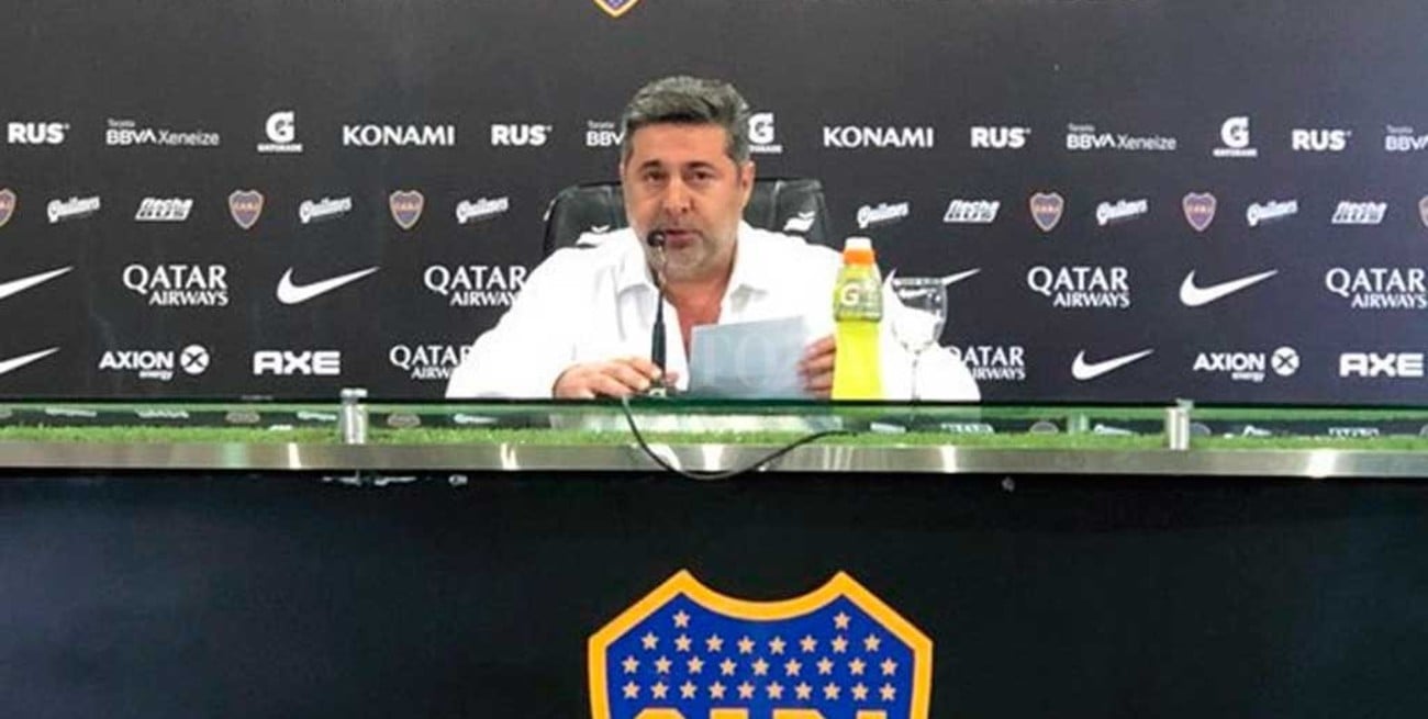 Angelici dijo no estar "decepcionado" por la decisión de Riquelme