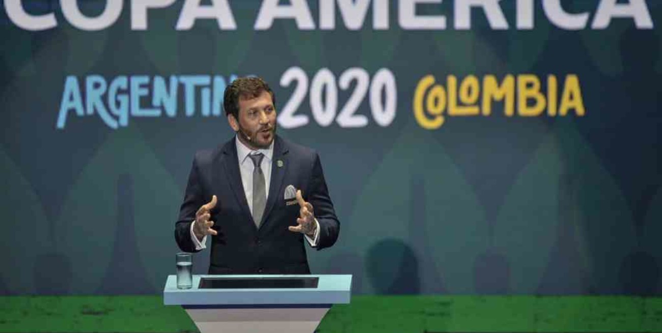 Domínguez inició "la cuenta regresiva" para la Copa América Argentina-Colombia