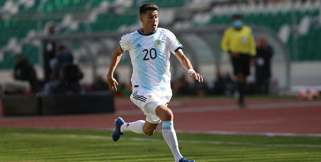 Palacios, el pibe que juega con Alario y que tuvo altura