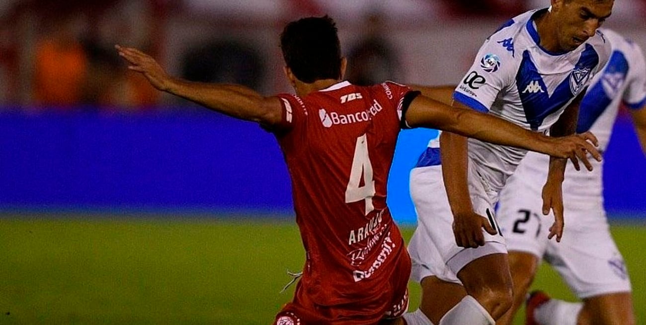 Vélez recibe a Huracán buscando seguir con la racha positiva