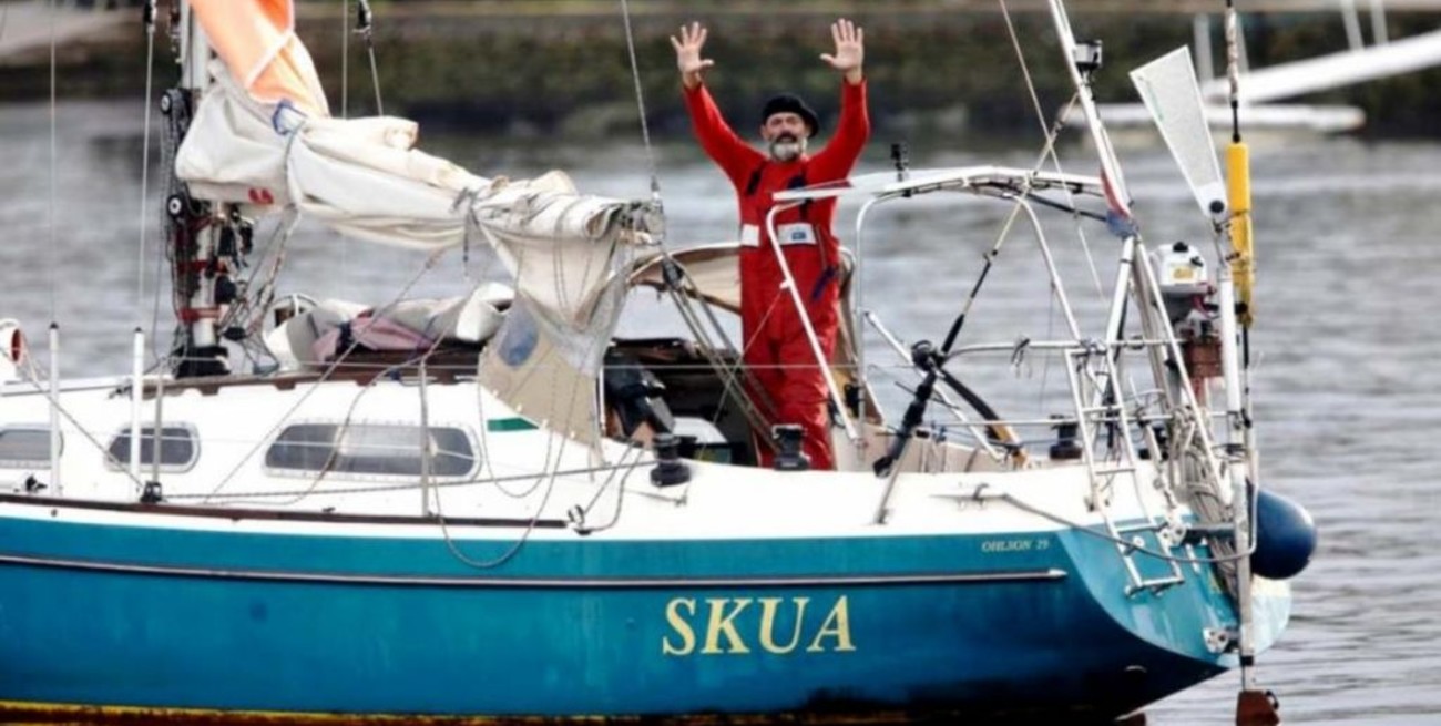 Navegó desde Portugal hasta Mar del Plata para celebrar el Día del Padre con su familia
