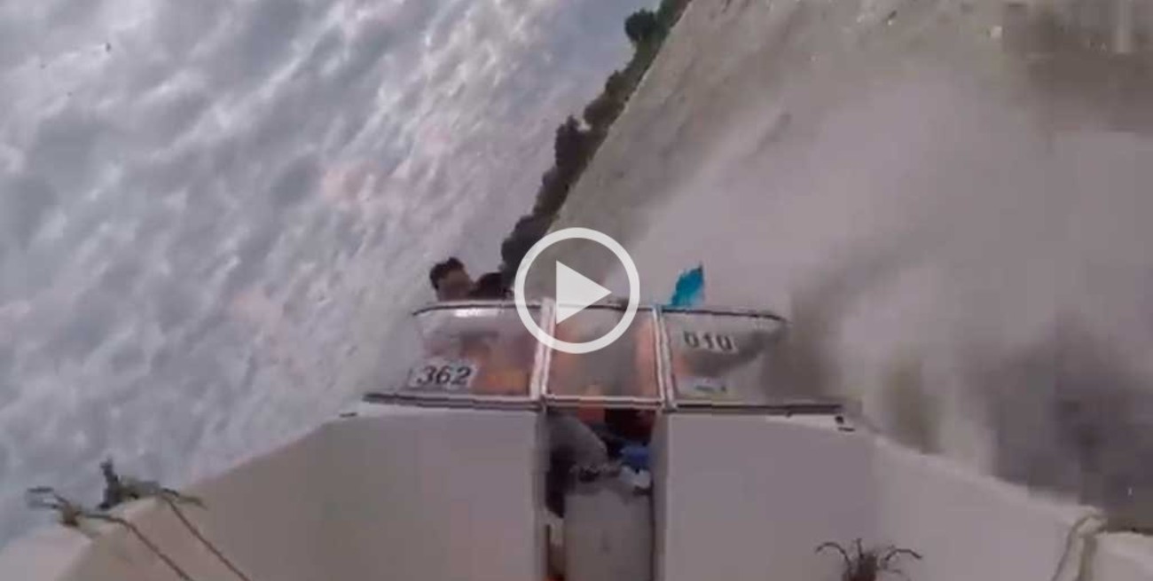 Video: impresionante accidente en lancha en Reconquista