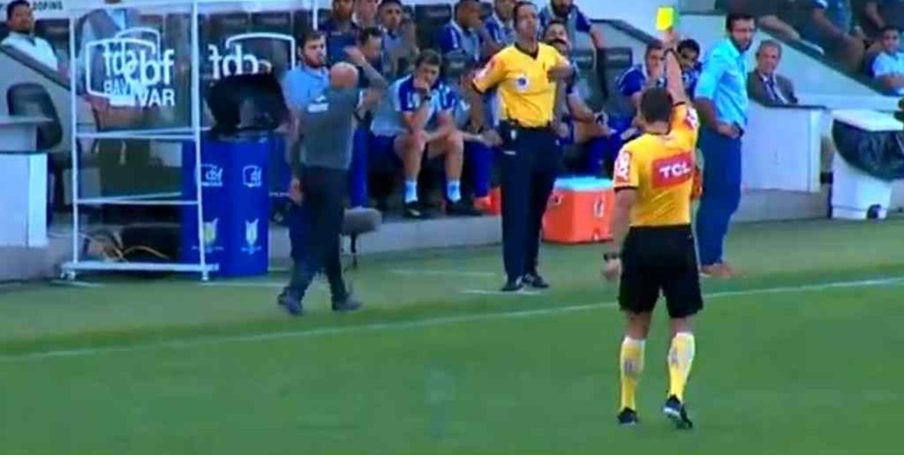 Sampaoli suspendido al sumar seis amarillas y no estará en Mineiro-Flamengo