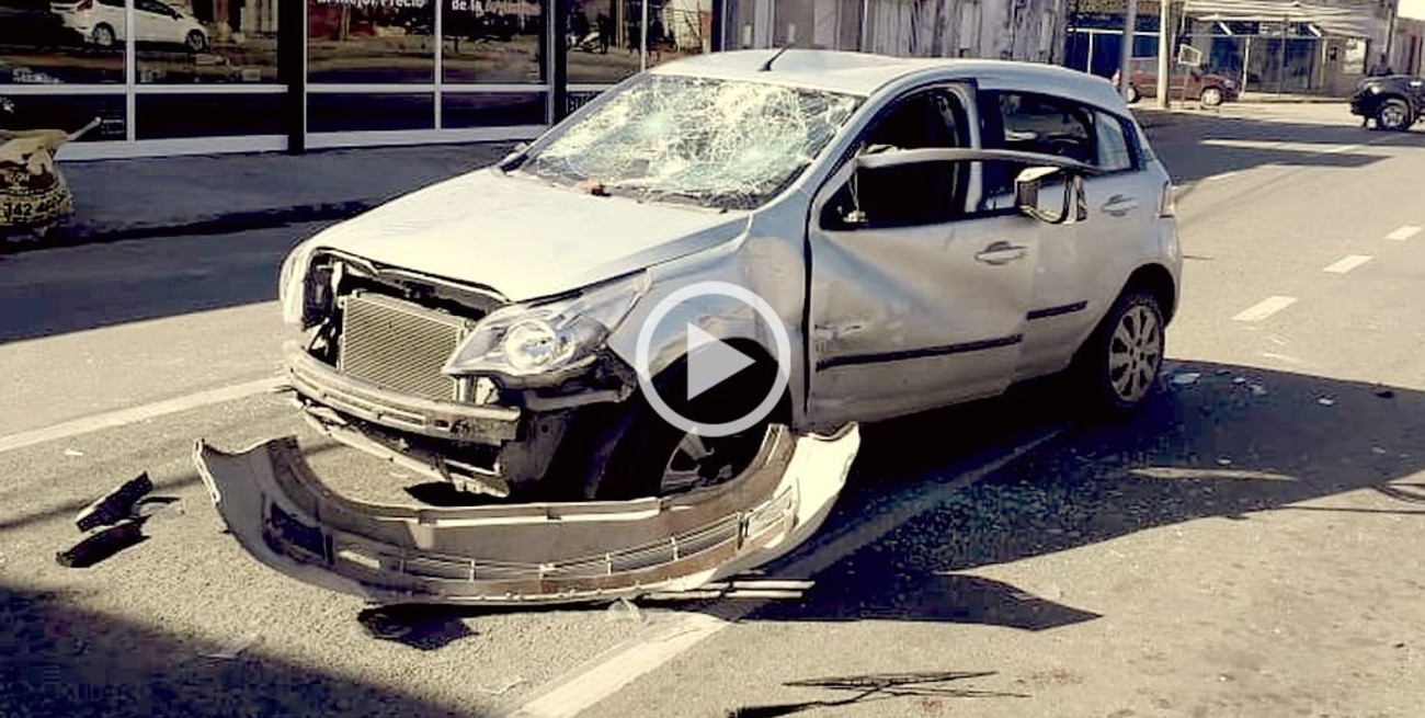 Casi linchan a un conductor luego de un accidente trágico