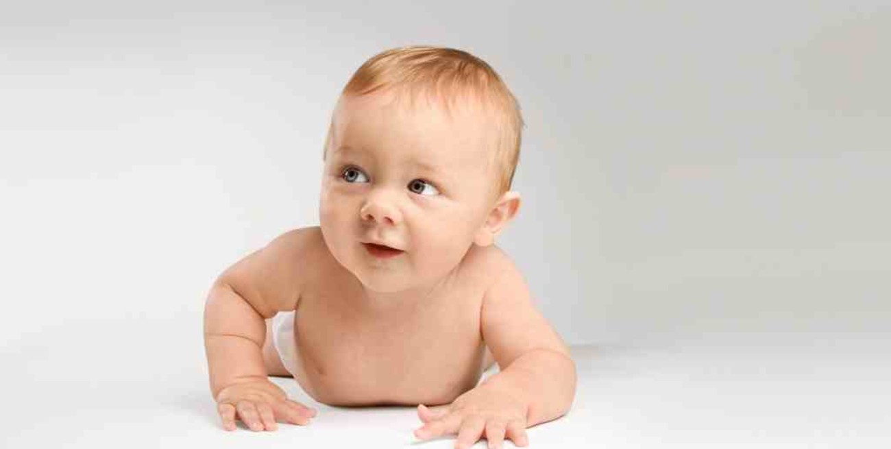 Un niño crece con amor y proteínas