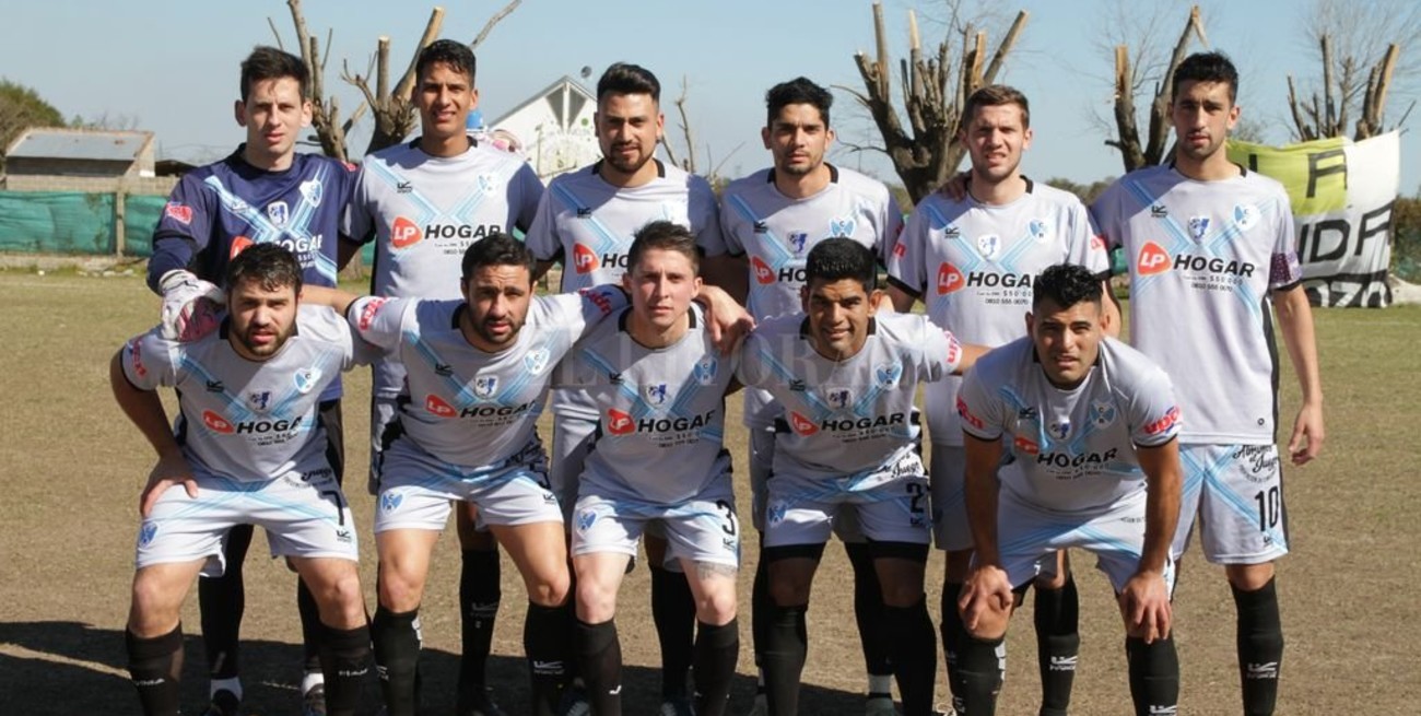 Ciclón Racing se afianza en la cima