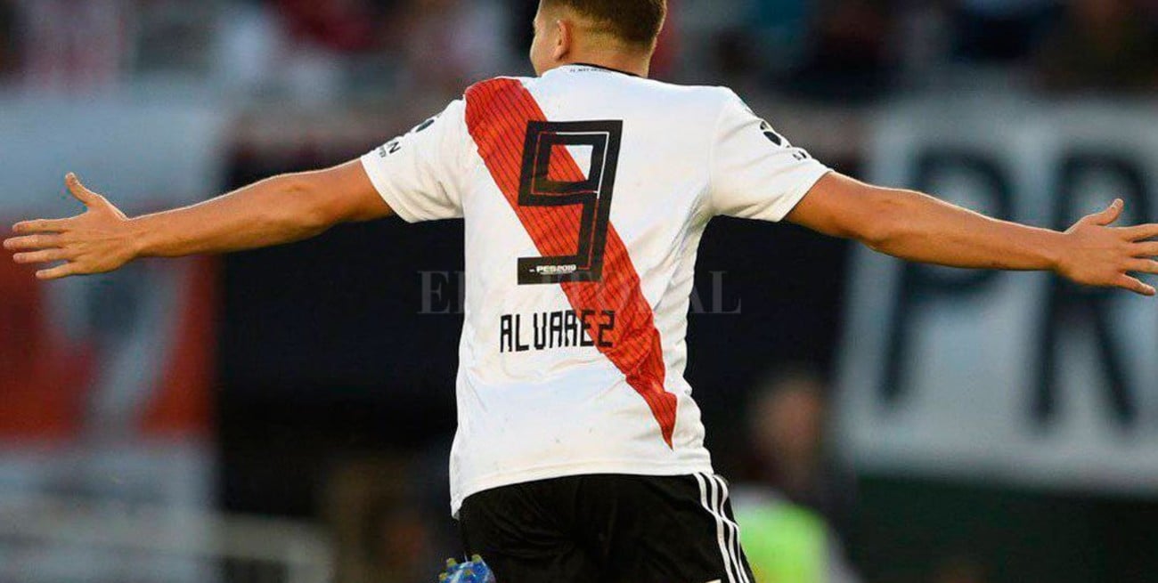 River renovará el contrato del delantero Julián Alvarez