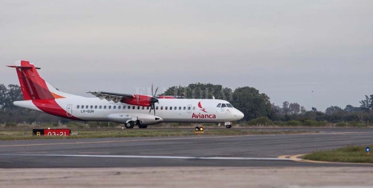 Inaugurando los vuelos de Avianca a Sauce Viejo