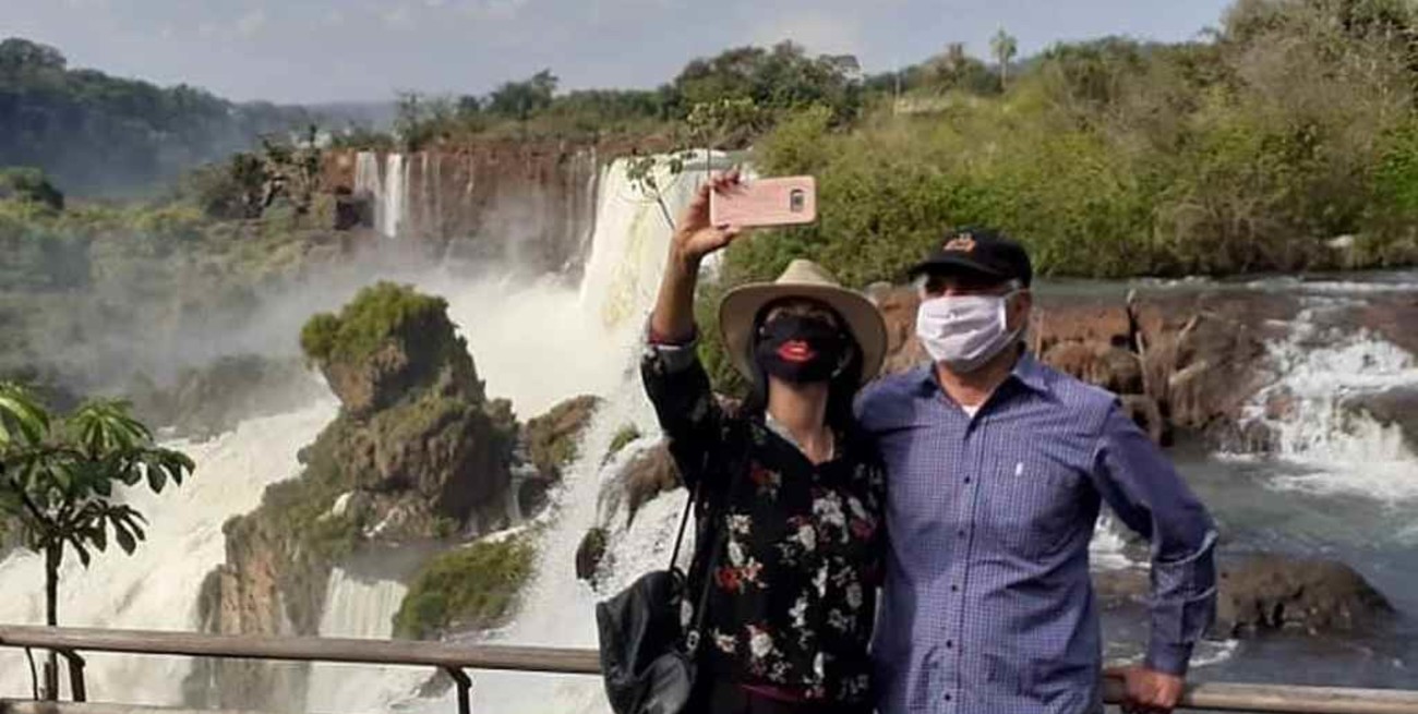 Misiones podría convertirse en la primera provincia en recibir a turistas de todo el país 