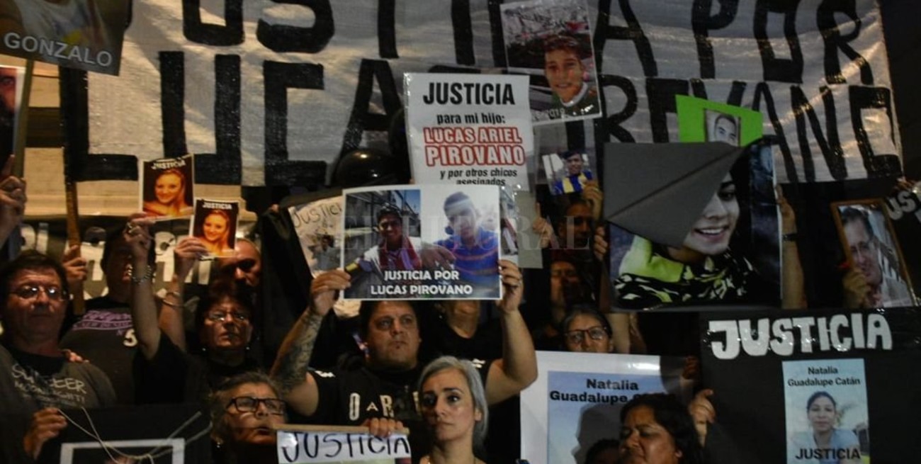 Fotos: nueva multitudinaria movilización para pedir justicia en Santa Fe