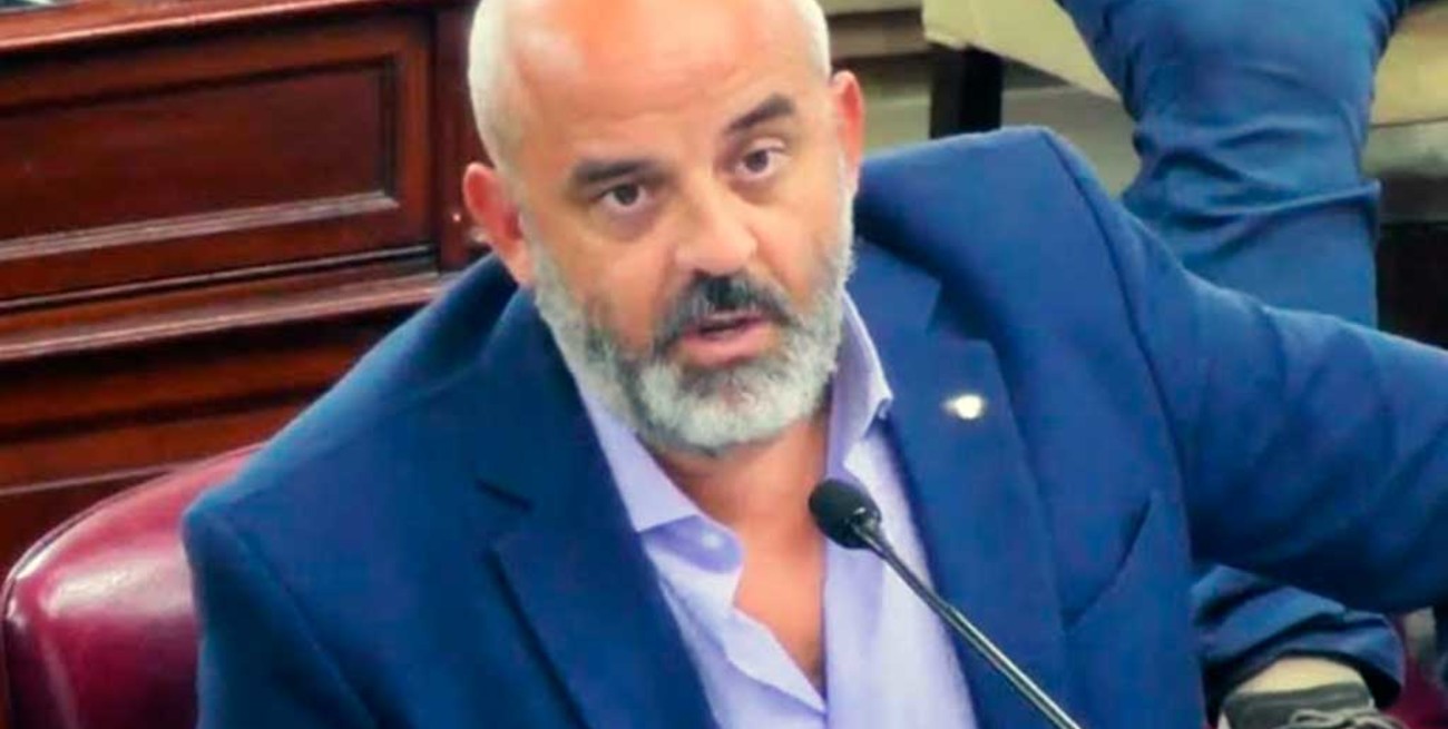 Palo Oliver propone la ampliación  de la licencia por paternidad a los agentes públicos provinciales