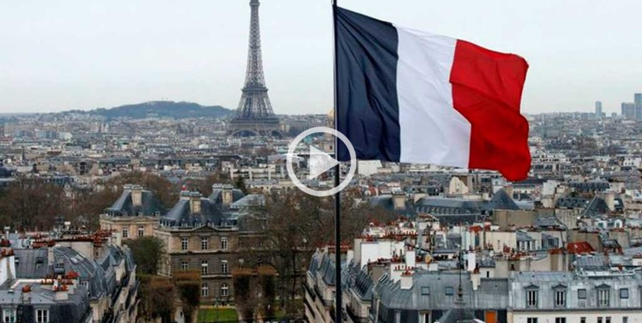 Evacuaron la Torre Eiffel por una amenaza de bomba