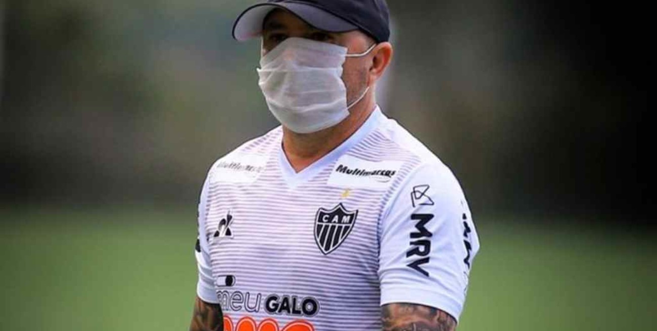 "Se perdió un partido, pero no la idea", dijo Sampaoli tras caída de Mineiro