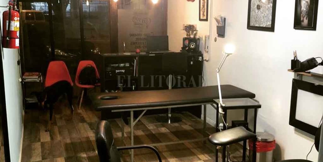 La inseguridad en Santa Fe no da respiro: robaron en un estudio de tatuajes