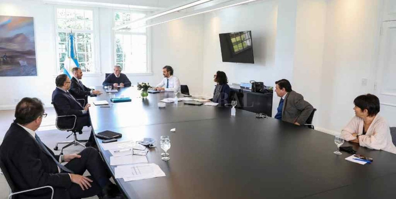 Primera participación de Fernández en la reunión del gabinete económico