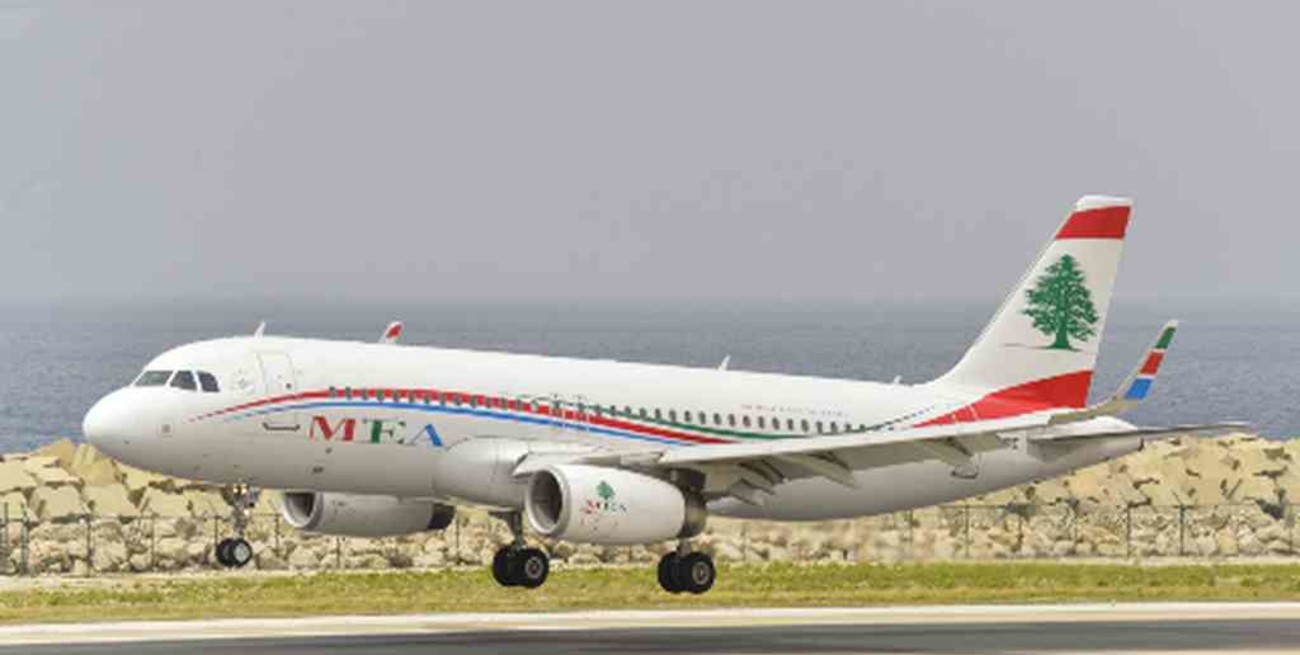 Arabia Saudita autorizó a Emiratos sobrevolar su espacio aéreo