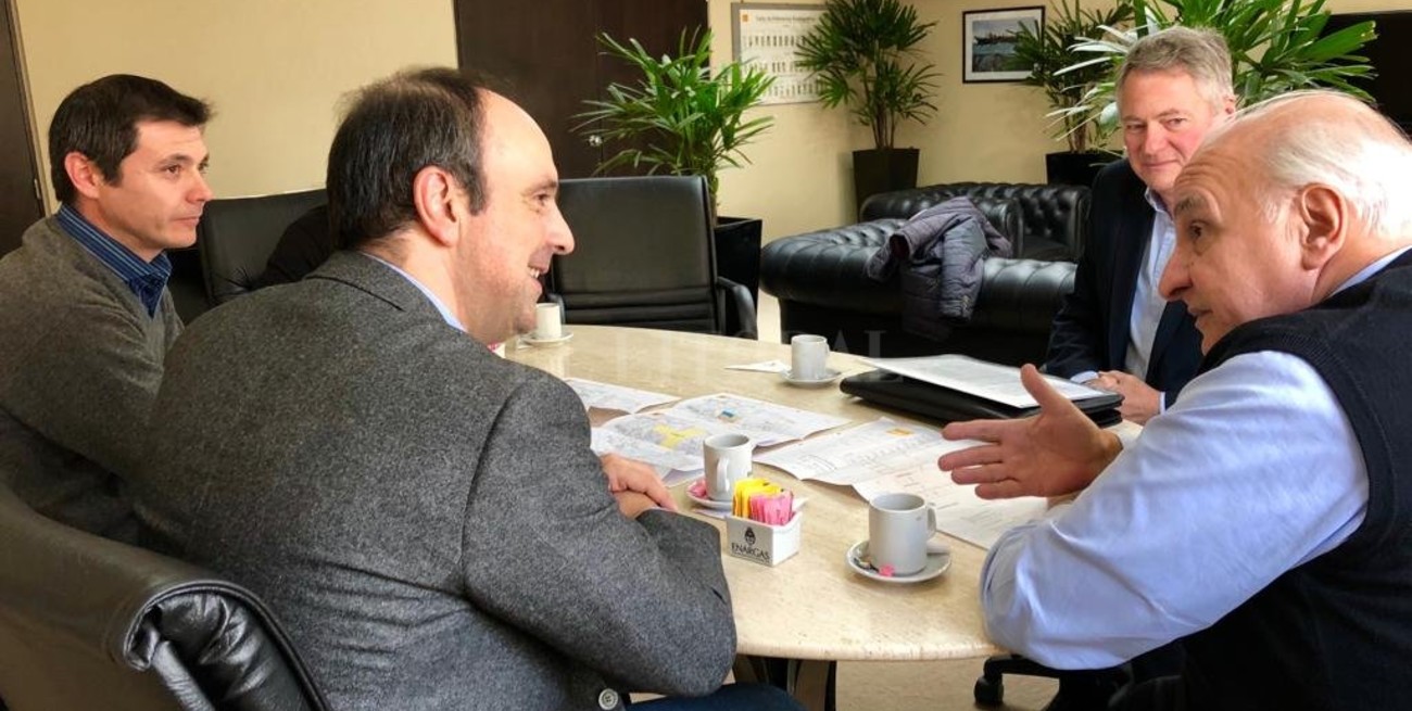 Corral se reunió con Enargas y se avanza con la reducción de la tarifa 