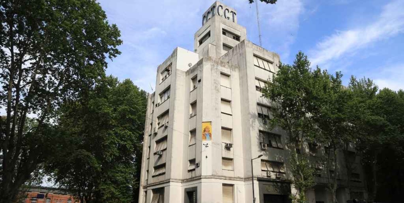 Cumplió 70 años el edificio de la CGT  