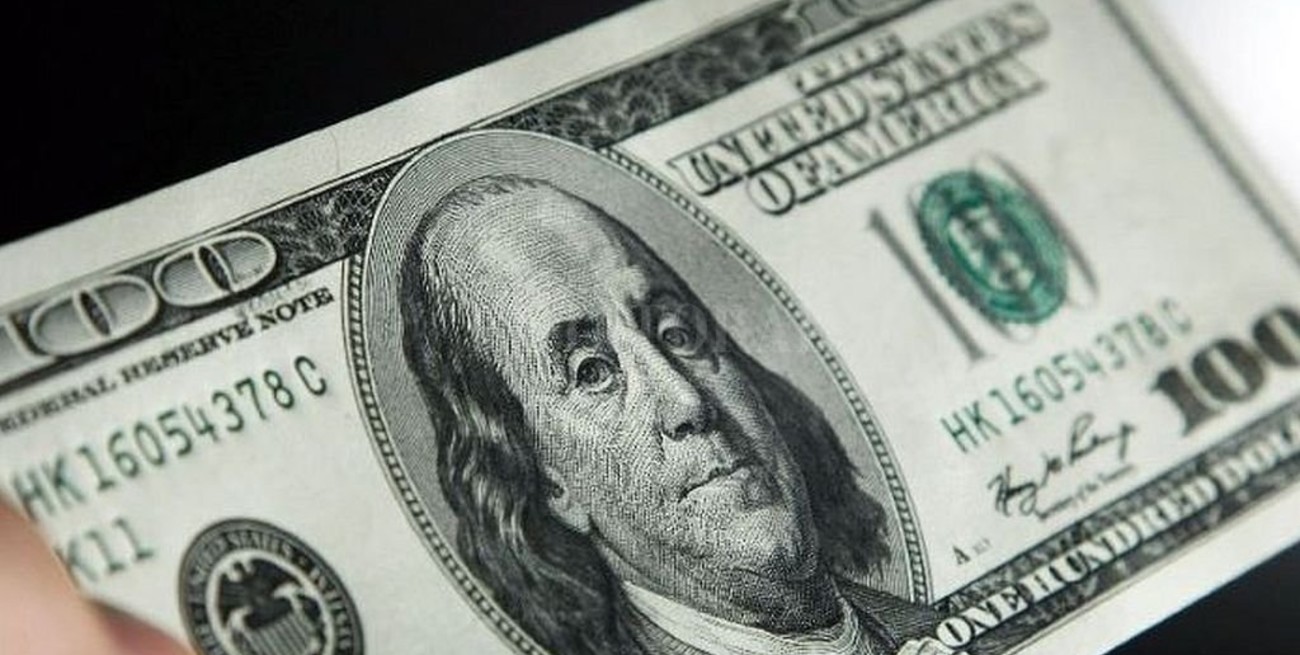 Dólar estable para comenzar la semana