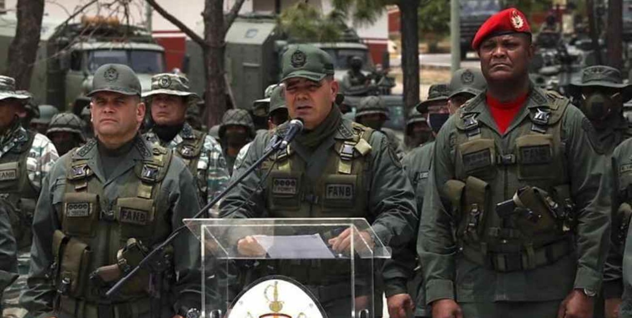 Venezuela detiene a más militares y vuelven a acusar a Guaidó de intento de "golpe de estado"