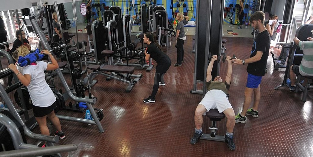 Cierran gimnasios, peloteros, cines, salones de fiesta y otros locales de la ciudad