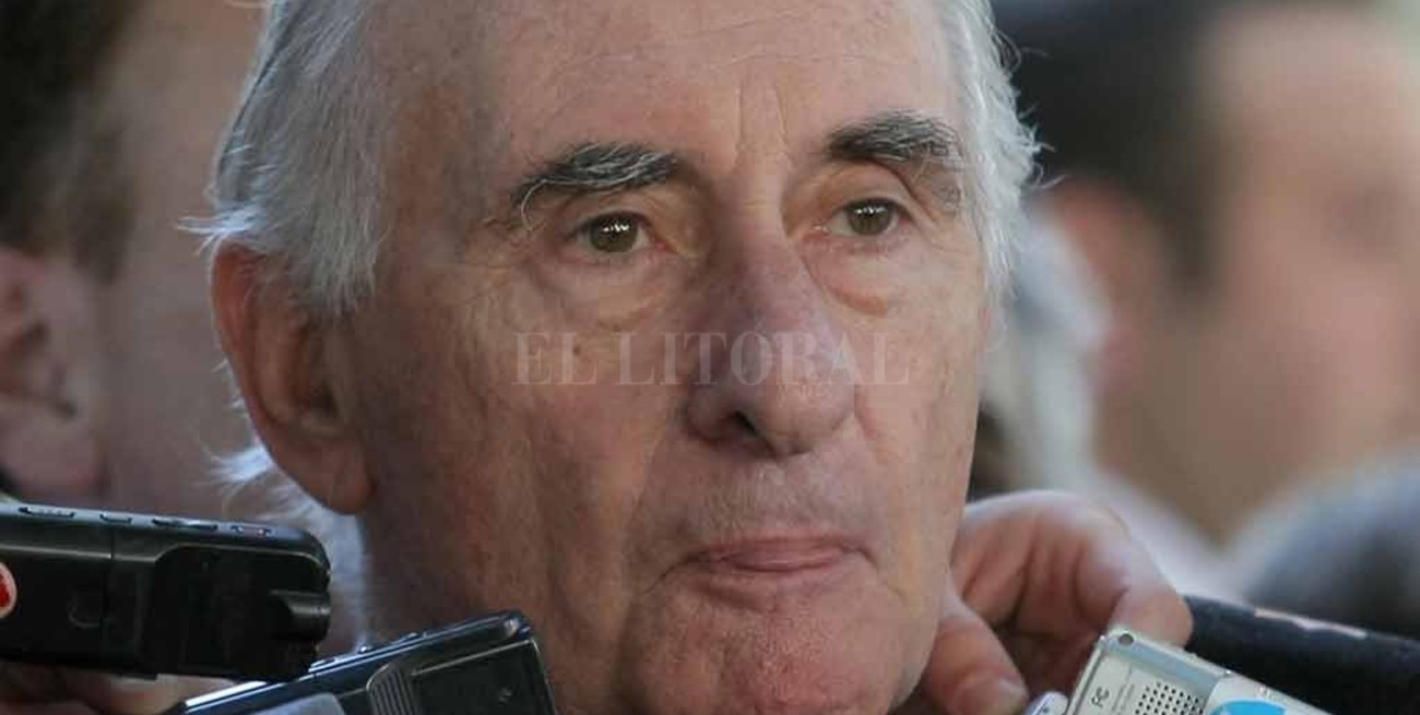 Fernando De la Rúa internado en terapia intensiva