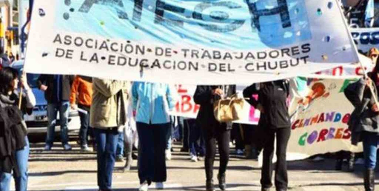 Comenzó la tercera semana consecutiva del paro docente en Chubut